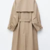 Trenchcoat med dobbeltspent Trenchcoat med dobbeltspent